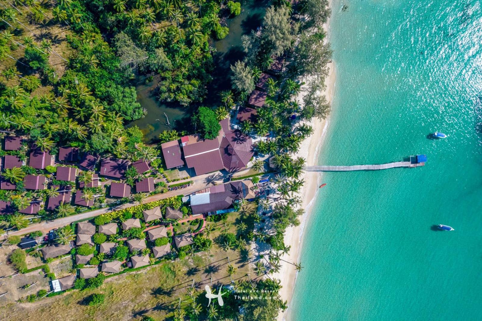 Seafar Resort Ko Kut Exterior photo