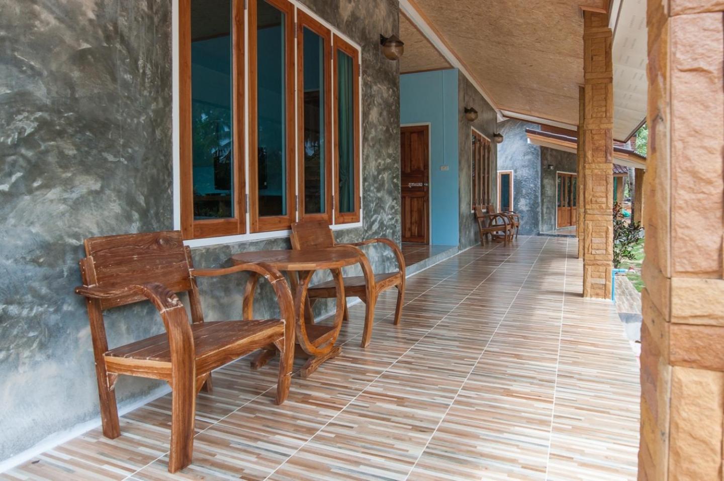 Seafar Resort Ko Kut Exterior photo